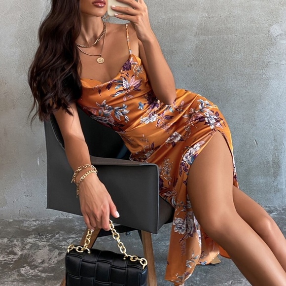 BellanBlue Dresses & Skirts - Boho Floral Tropical Print Slit Satin Dress